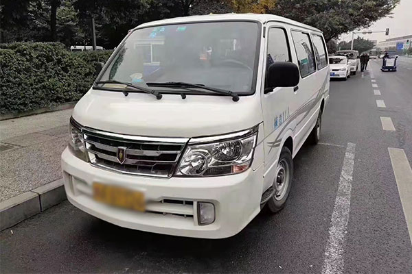 成都租車14座車哪家好?成都租車公司排名_排行榜_信譽好_口碑好的租車公司